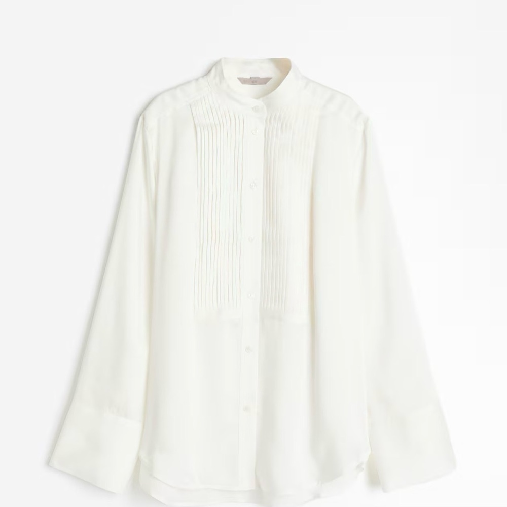 H&M Cream Button-Up Tuxedo Shirt